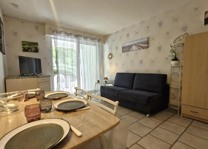 Georges De Didonne - - Boisee Proche Saint-Georges-de-Didonne