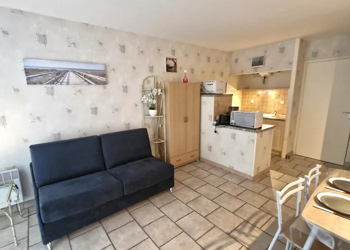 Georges De Didonne - - Boisee Proche Apartment